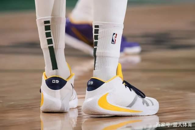 亚历山大35+8+9努尔基奇31篮板 雷霆力克太阳