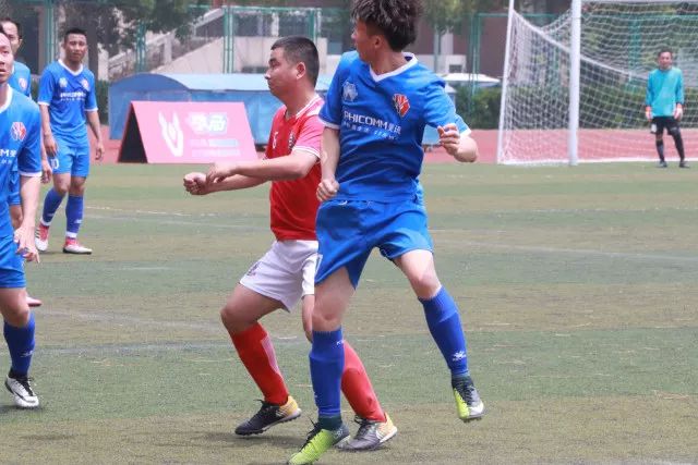 巴萨计划明夏签下哲凯赖什 作为莱万的理想接班人