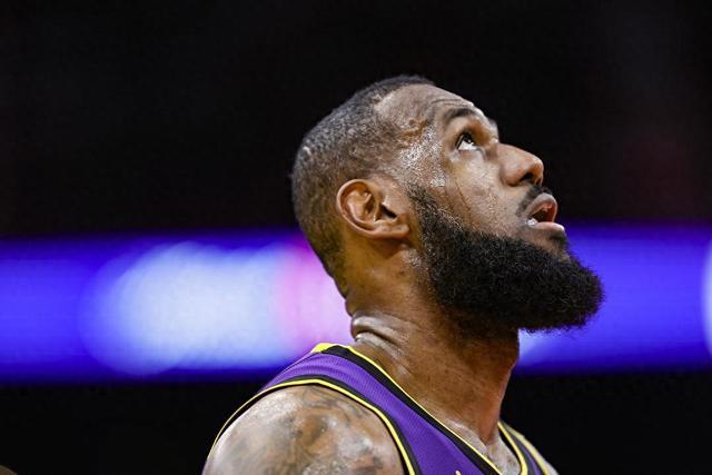 杨瀚森17+18青岛击败山西 周鹏29分深圳胜福建