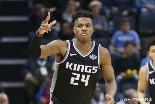 王睿泽30分杨瀚森29+10+7 青岛击败深圳