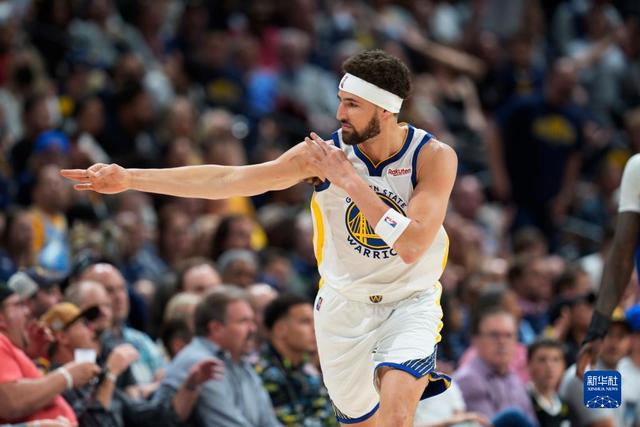 英超-萨拉赫造4球迪亚斯双响 利物浦6-3热刺