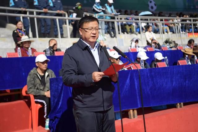 詹姆斯29+8里夫斯38分 浓眉缺阵湖人险胜篮网